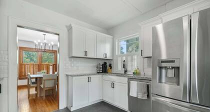 3 Bed 1.5 Bath Home in College Hill By Hospital