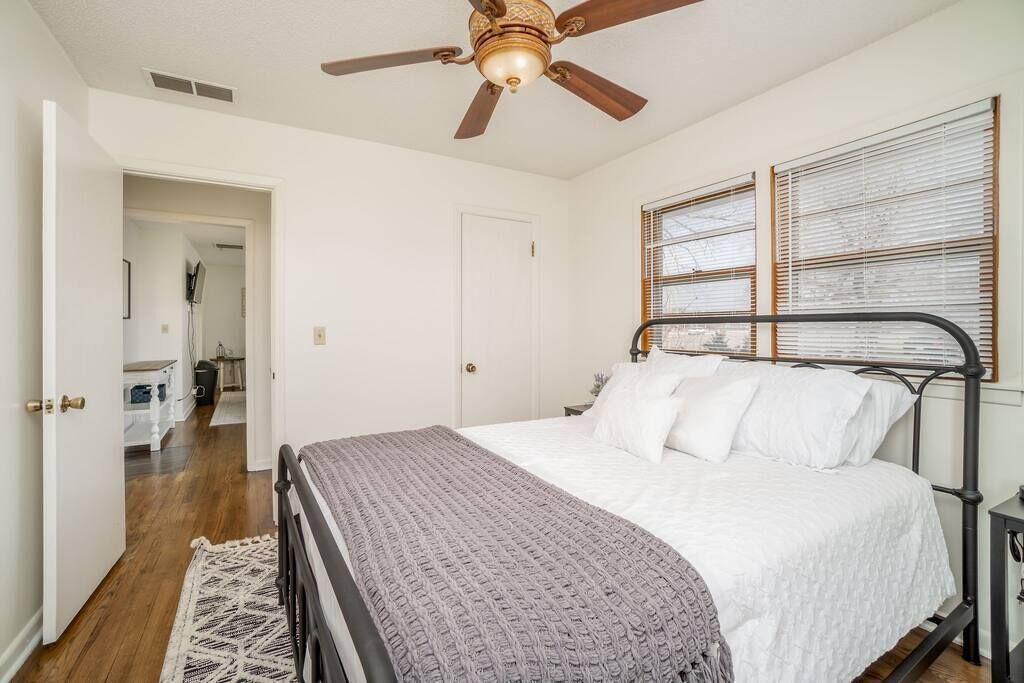 2 Schlafzimmer, Bügeleisen/Bügelbrett, Reisekinderbett, WLAN