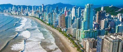 Byutsikt fra overnattingsstedet