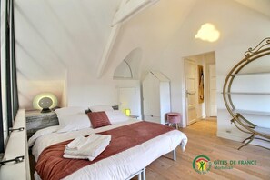 4 Schlafzimmer, Bügeleisen/Bügelbrett, kostenloses WLAN, Bettwäsche