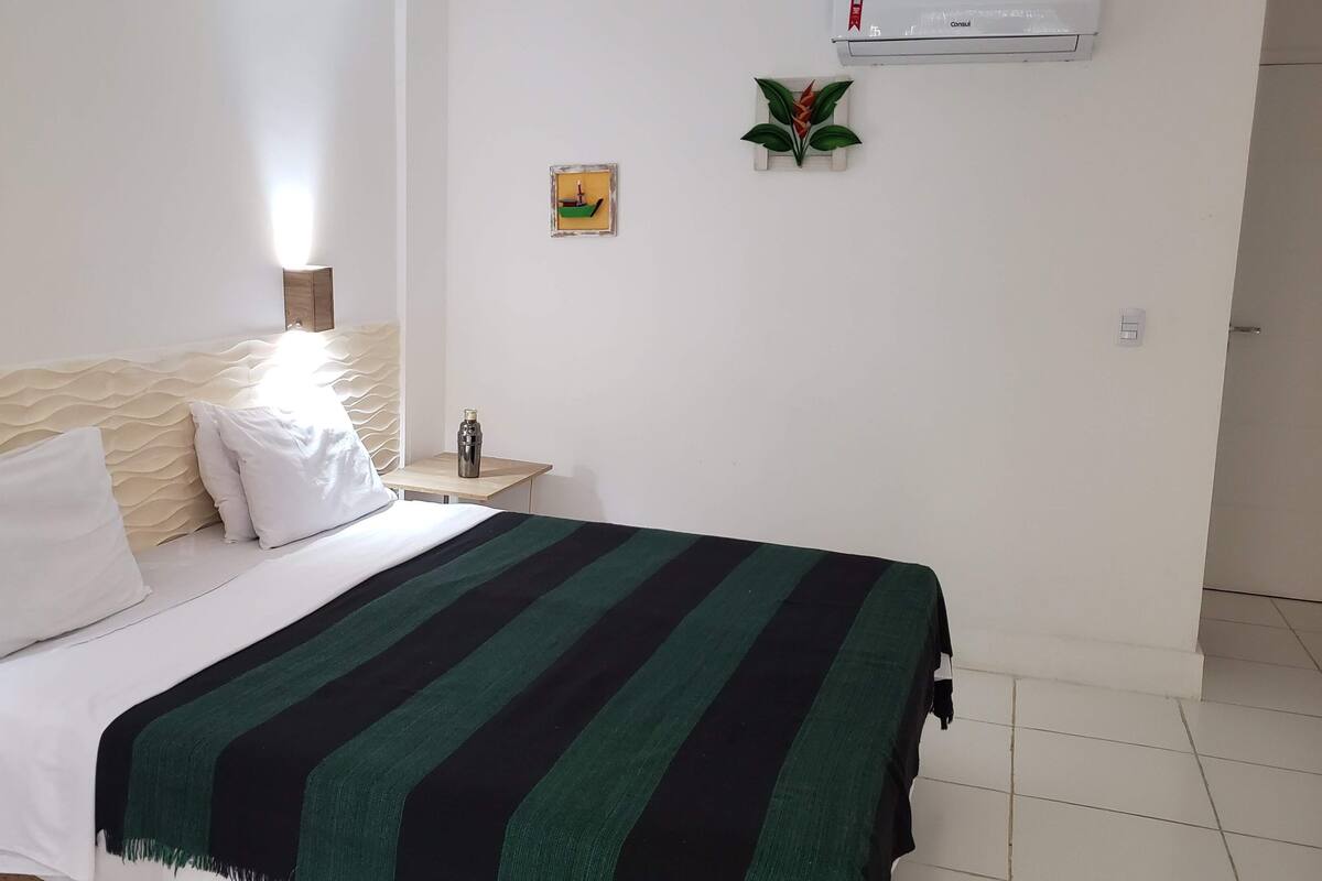 Ropa de cama de alta calidad y camas con efecto memoria