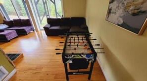 Spielezimmer