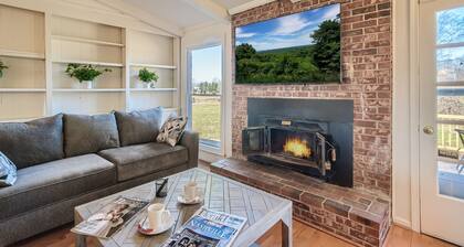 NEW- Family Friendly Ranch Home Near Nashville! (TA)