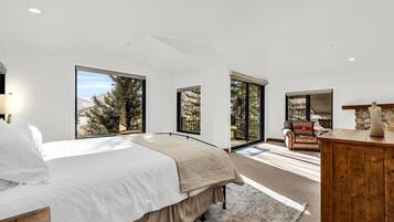 4 bedrooms, internet, bed sheets