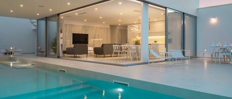 Piscine extérieure, piscine chauffée