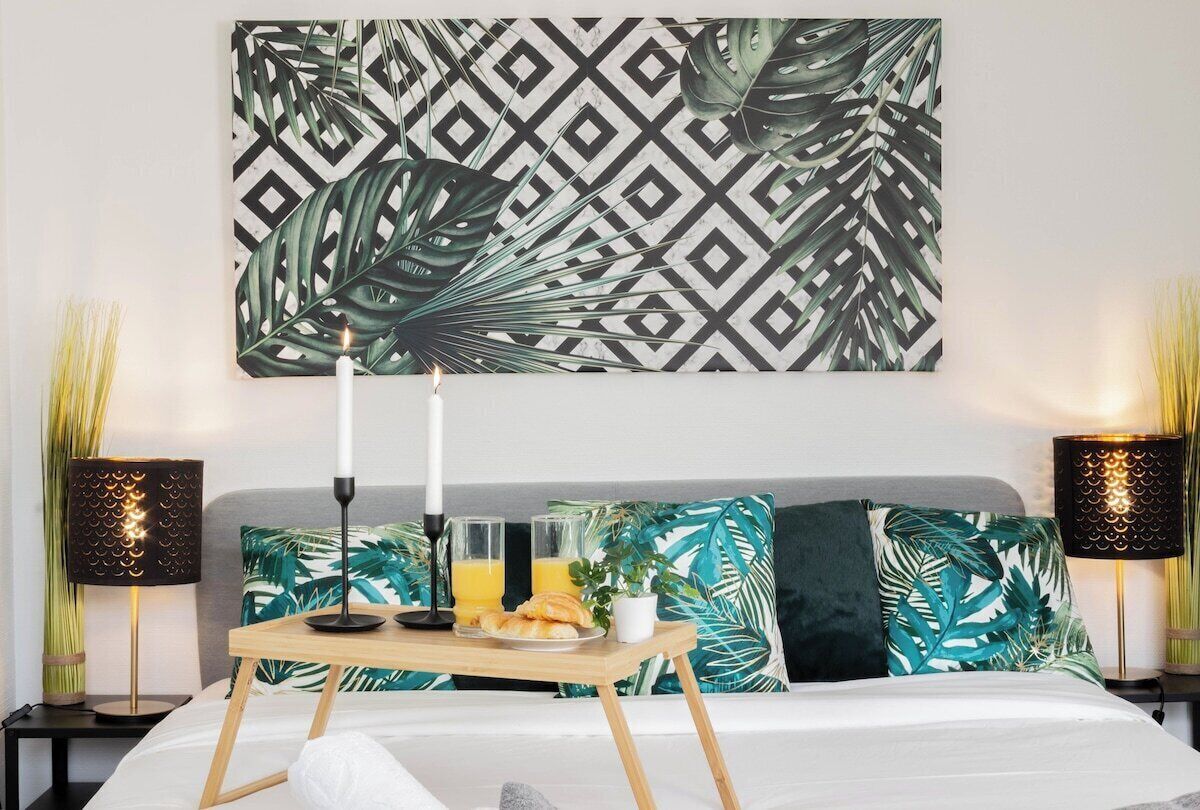 Fer et planche à repasser, Wi-Fi gratuit, draps fournis