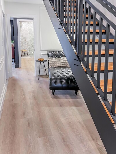 Luxury townhome - Rooftop Patio - Hot Tub