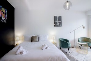 Iron/ironing board, free WiFi, bed sheets
