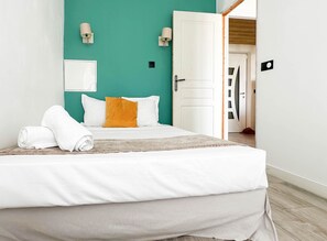 1 chambre, fer et planche à repasser, Wi-Fi gratuit, draps fournis