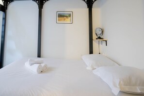1 bedroom, iron/ironing board, free WiFi, bed sheets - Beethoven Super emplacement vieille ville (Annecy)