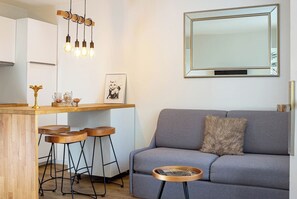 TV - Tahiti Beach 100 m du lac (Annecy)