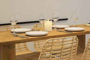 Dining - Mistinguett au cœur de la vieille ville (Annecy)