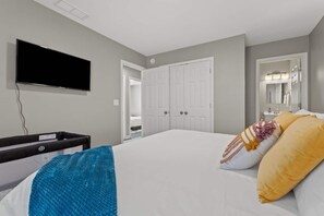 4 bedrooms, iron/ironing board, travel crib, free WiFi
