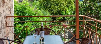 Agios Petros Apartments 1