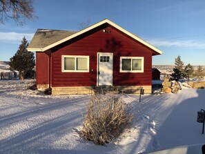 Exterior - Studio Basement Apartment in Little Red Home (Franktown)