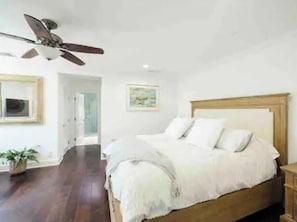 4 habitaciones, tabla de planchar con plancha y wifi gratis