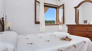 3 Schlafzimmer, Bügeleisen/Bügelbrett, Internetzugang