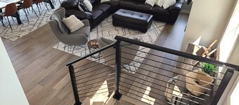 COZY STAY, SKI GETAWAY • Spacious • Views • Sauna • Dogs • 25% Off SKI Package