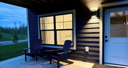 BEAUTIFUL SKI HOUSE •Views •Spacious •Sauna •Dogs •20% Off Bike Rental+MTB Pass