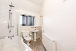 Free toiletries - Sycamore  Cottage  Free  on street  Parking (YORK)