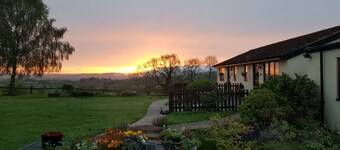 The Rock Self Catering Holiday Accommodation