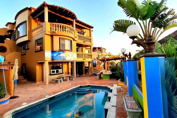 House | Pool | Outdoor pool