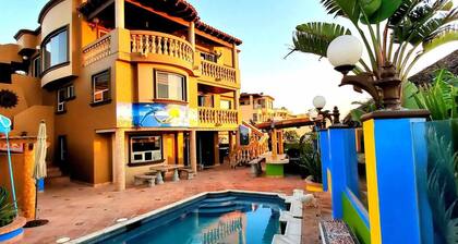 5 Bedroom Beachfront Pool & Spa