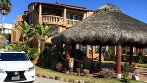 Unclassified image, 5 of 40, button - 5 Bedroom Beachfront Pool & Spa (Salsipuedes)