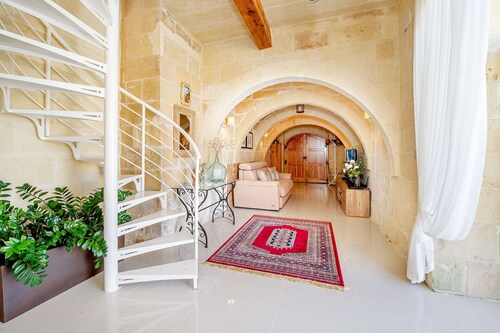 Dar It-Torri Holiday Home