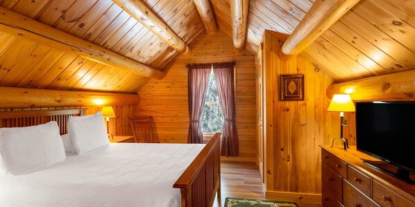 3 bedrooms, iron/ironing board, bed sheets