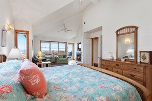 8 bedrooms, free WiFi, bed sheets