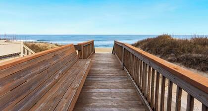 6119 Gone Coastal * Oceanfront * Pool