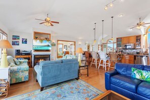 Smart-TV, Kamin, Tischfußball, Tischtennisplatte