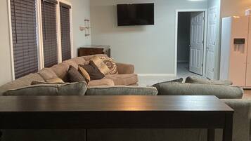 Smart TV, DVD player