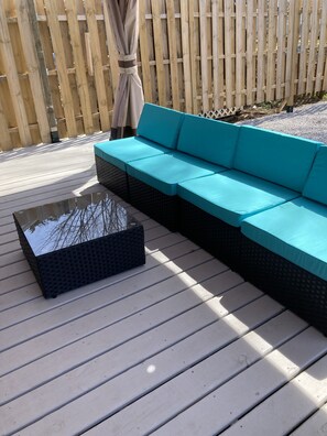 Terrace/patio - Large family cottage steps from waters edge. (Pierceton)