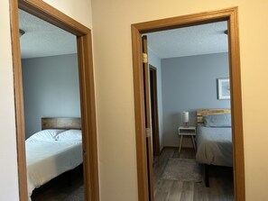 2 bedrooms, WiFi, bed sheets