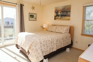 4 bedrooms, WiFi, bed sheets - Tillett - Semi-Oceanfront 4 BR Home Is Only 30 Yards To Beach Access & Allows Dogs (Duck)