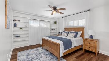 3 bedrooms, in-room safe, iron/ironing board, travel crib