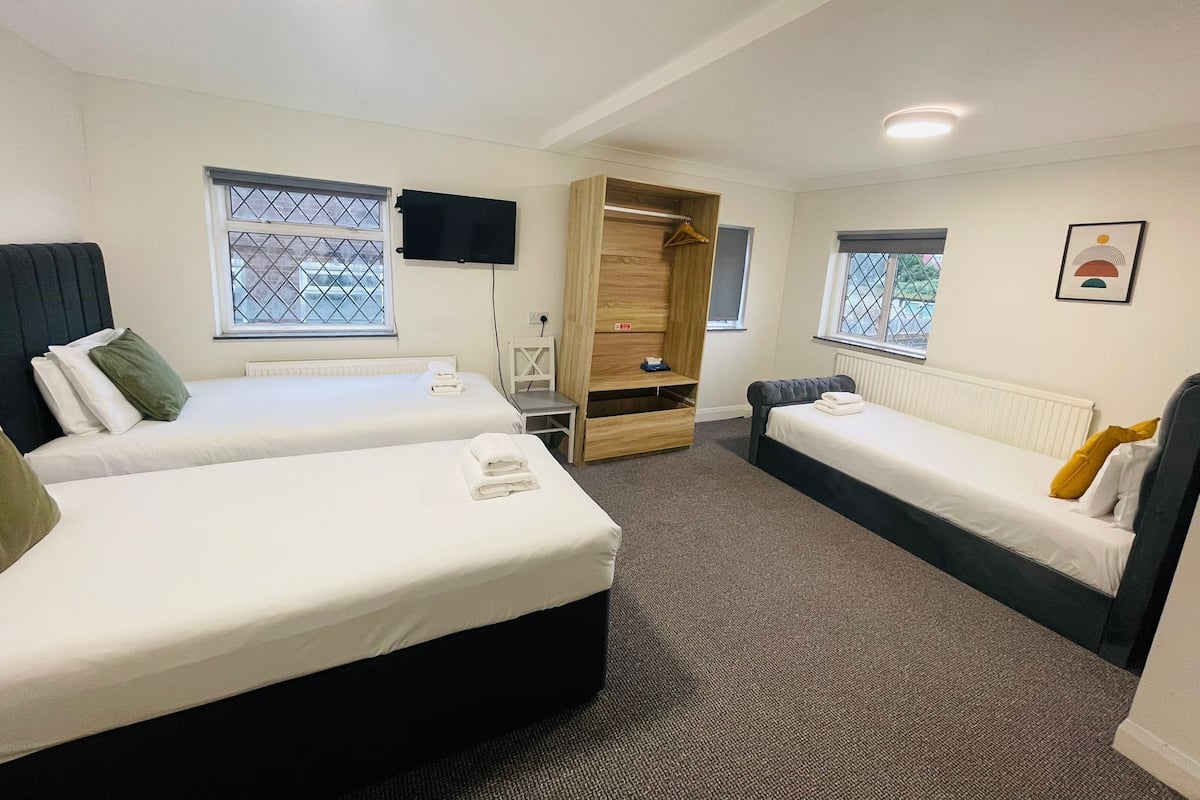 Economy Triple Room | Peralatan tempat tidur hipoalergenik, kalis bunyi
