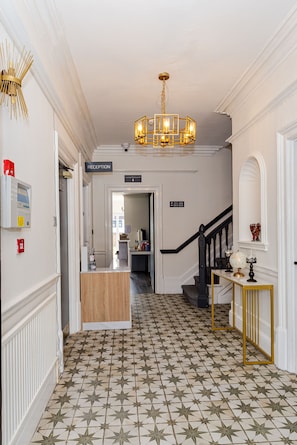 Reception - Woodford Hotel  (London)