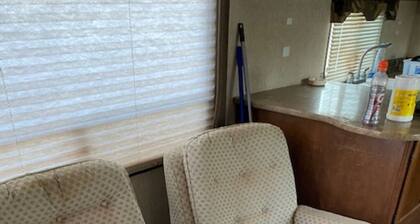 RV 9 Fully Furnished and Pet Friendly - 2 Miles from I-20 Ramp