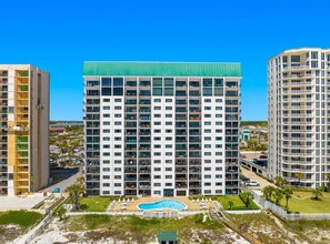 Exterior - 2/2, Sleeps 7, Beautiful 9th floor Destin Condo on the Beach , Stunning Views!! Book now! (Destin)