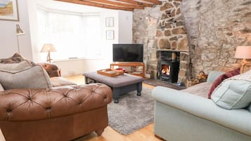 Cottage | Living area