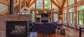 Private Kangaroo Lake Waterfront home in Baileys Harbor