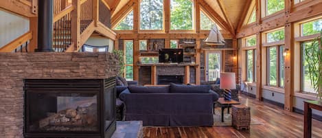 Smart TV, fireplace, offices