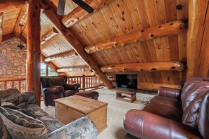 Smart TV, fireplace, table tennis