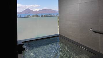 Free toiletries, hair dryer, bidet, towels