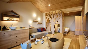 Family Room with Onsen Open-Air Bath (Lake View) East Wing, Non-Smoking | Children's theme room