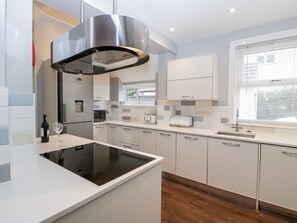 Fridge, dishwasher, electric kettle, toaster