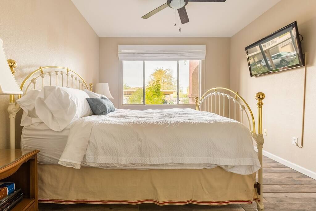 2 bedrooms, WiFi, bed sheets